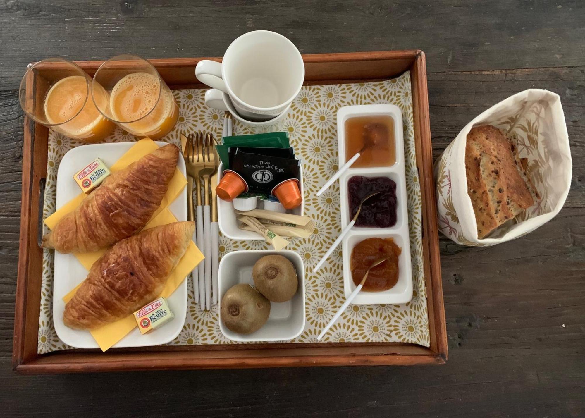 L'Atelier D'Ici Bed & Breakfast Thomery Екстериор снимка